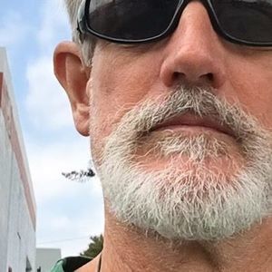 Meet your Posher, Mark